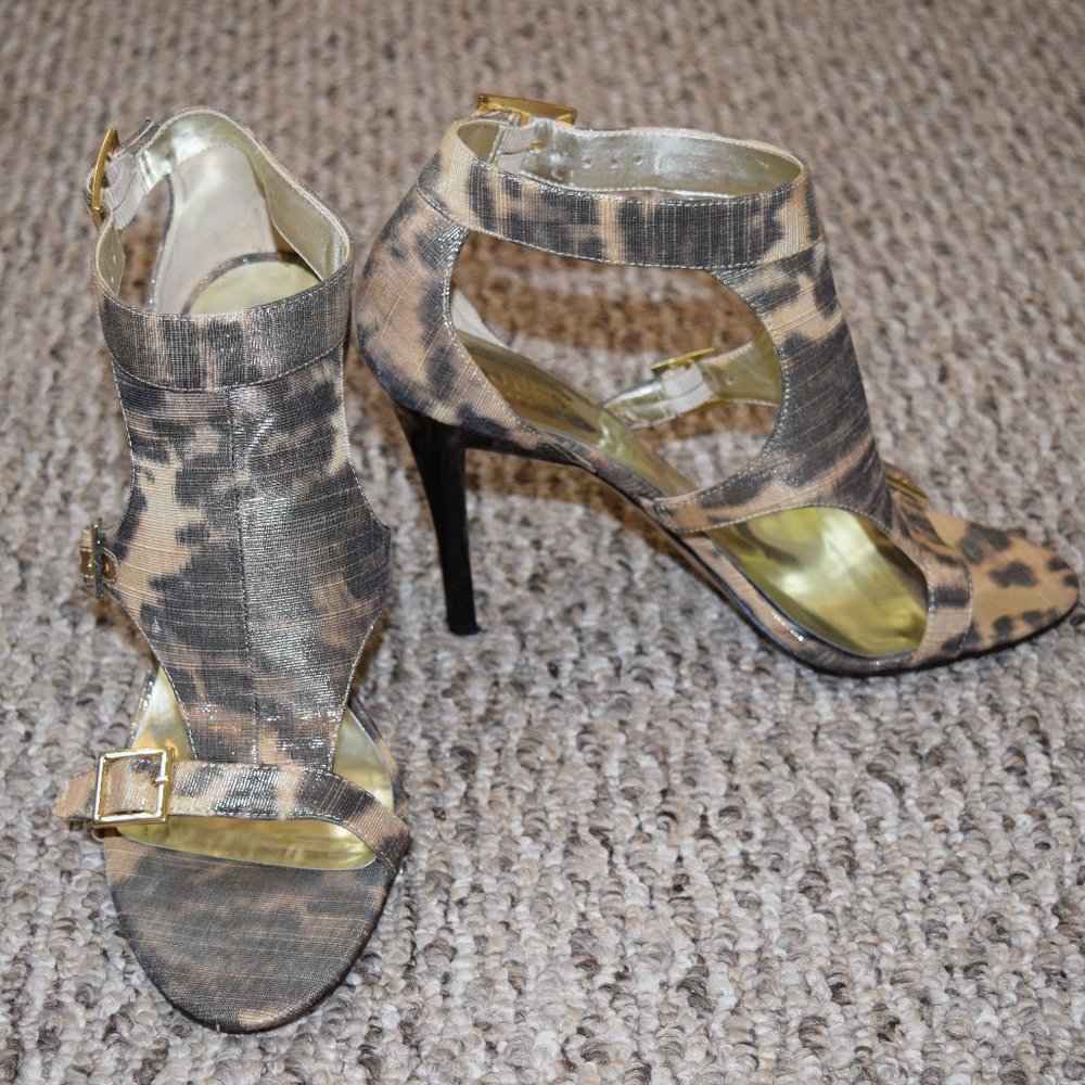 💚2/$40 Women’s Heels